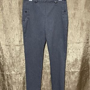 Gray dress pants, Size M. Ankle length